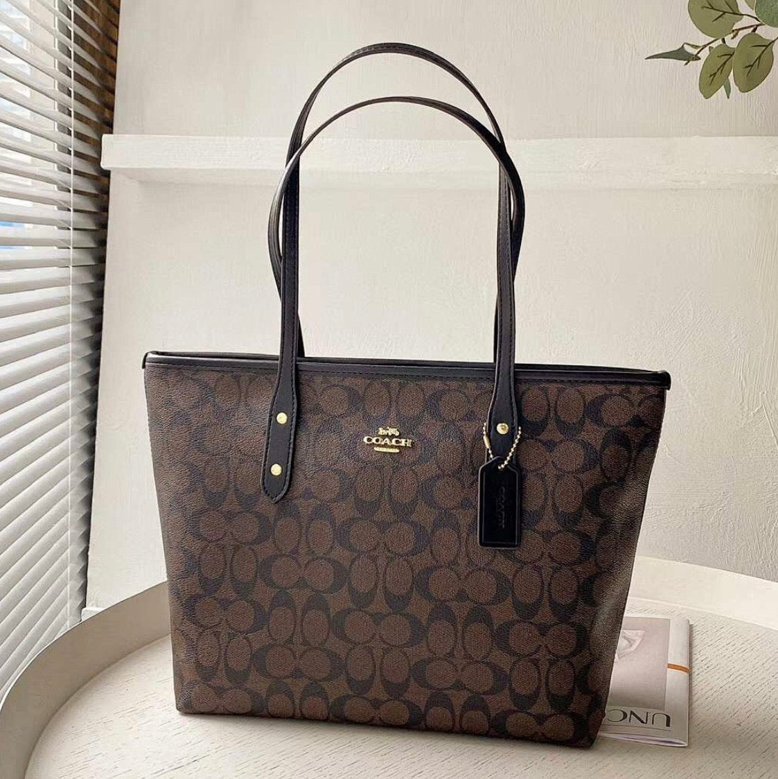 Coach city tote bag