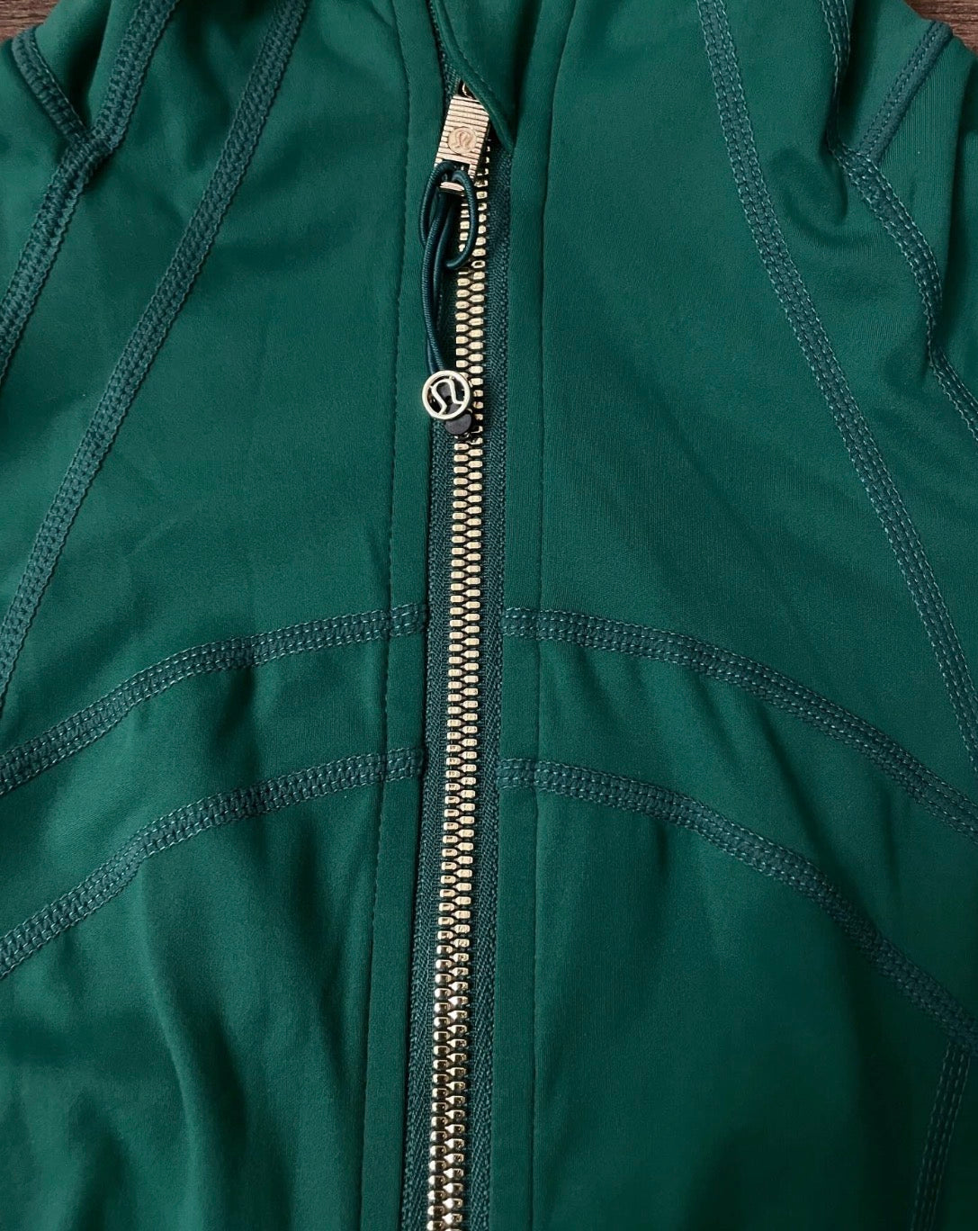 Green lululemon define+ gold zipper