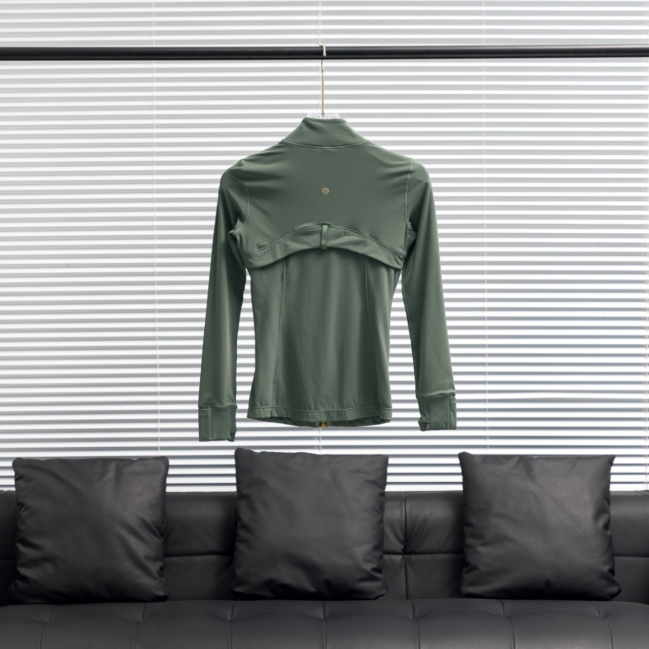 Kaki define jacket